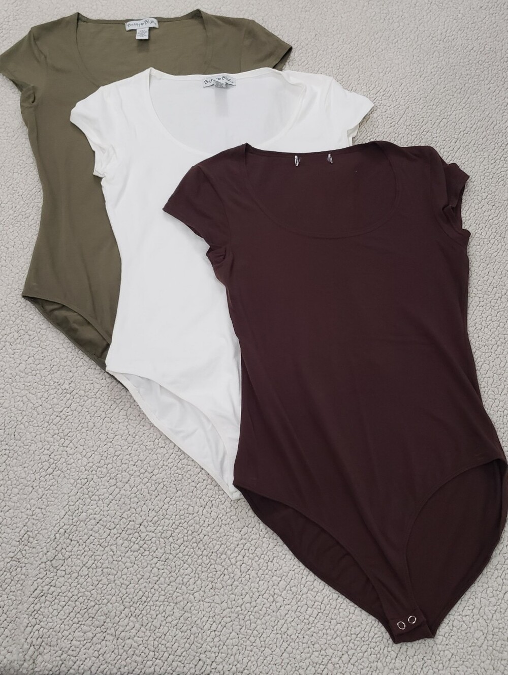 VTG BUNDLE 3 Women’s Scoop Neck Bodysuits - Olive, White, Burgundy | Large